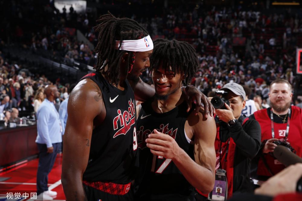 更加亲切和 更加亲切和